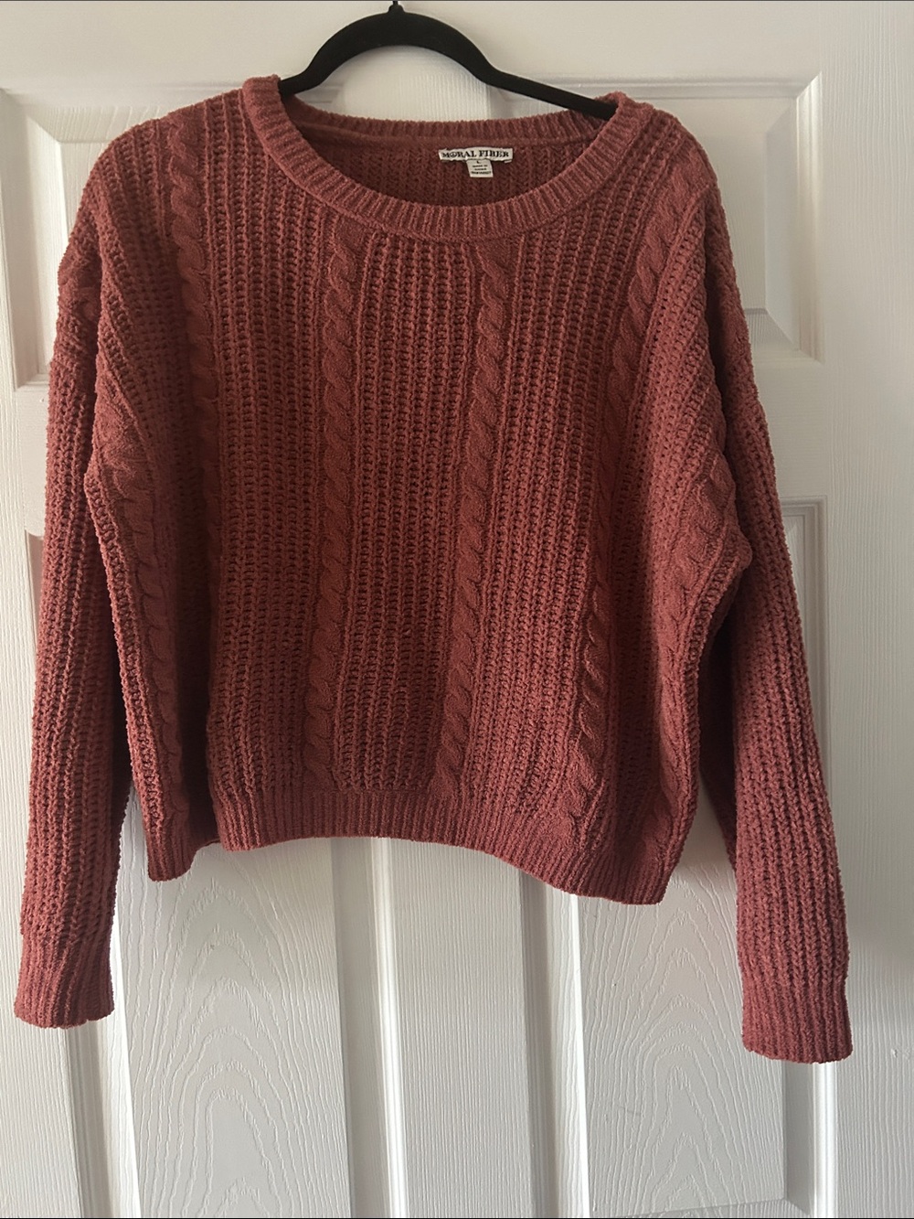 Cable Knit Crewneck Sweater in Rose